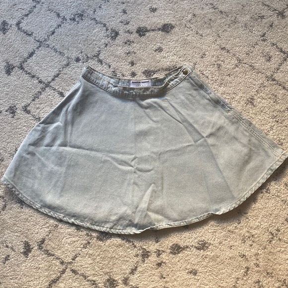 American Apparel Light Denim Skater Skirt - Picture 3 of 7